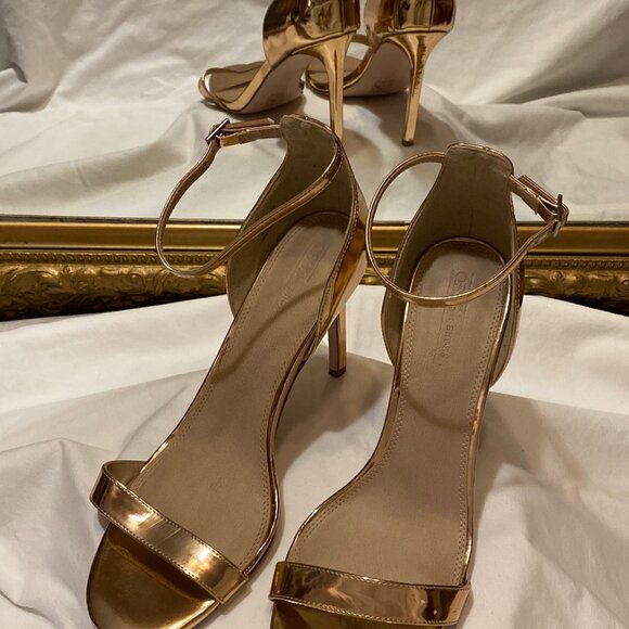 Size 9 Like A New Penny! Metallic Rose Copper Strappy Heels - Picture 3 of 16